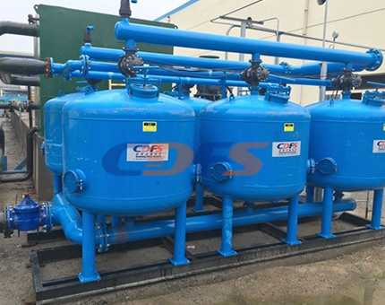 多介质过滤器安装现场