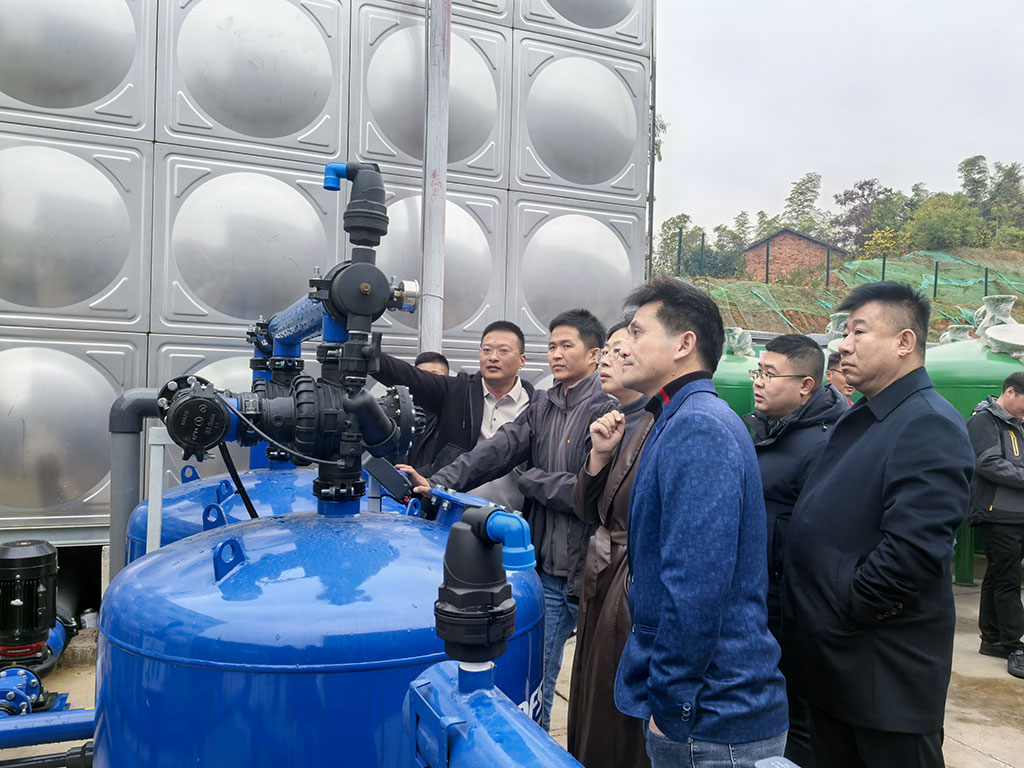 灌溉人俱乐部同仁参观bsport平江新工厂，共话行业发展新篇章